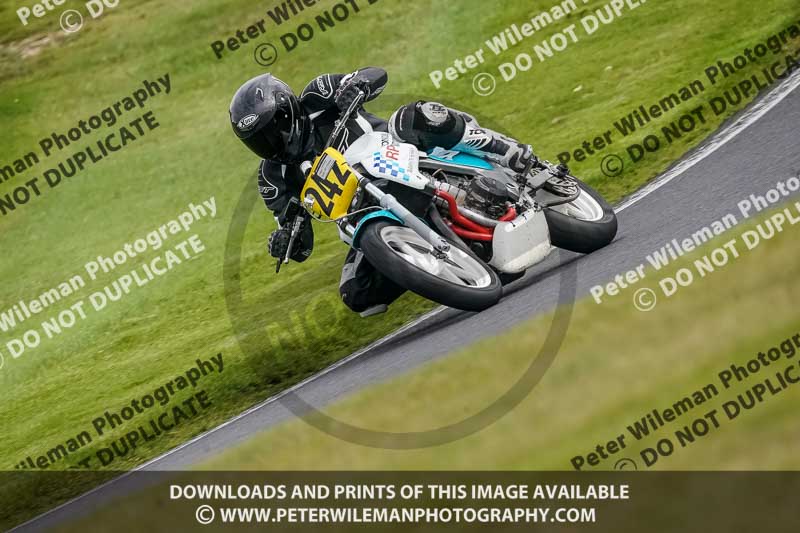cadwell no limits trackday;cadwell park;cadwell park photographs;cadwell trackday photographs;enduro digital images;event digital images;eventdigitalimages;no limits trackdays;peter wileman photography;racing digital images;trackday digital images;trackday photos